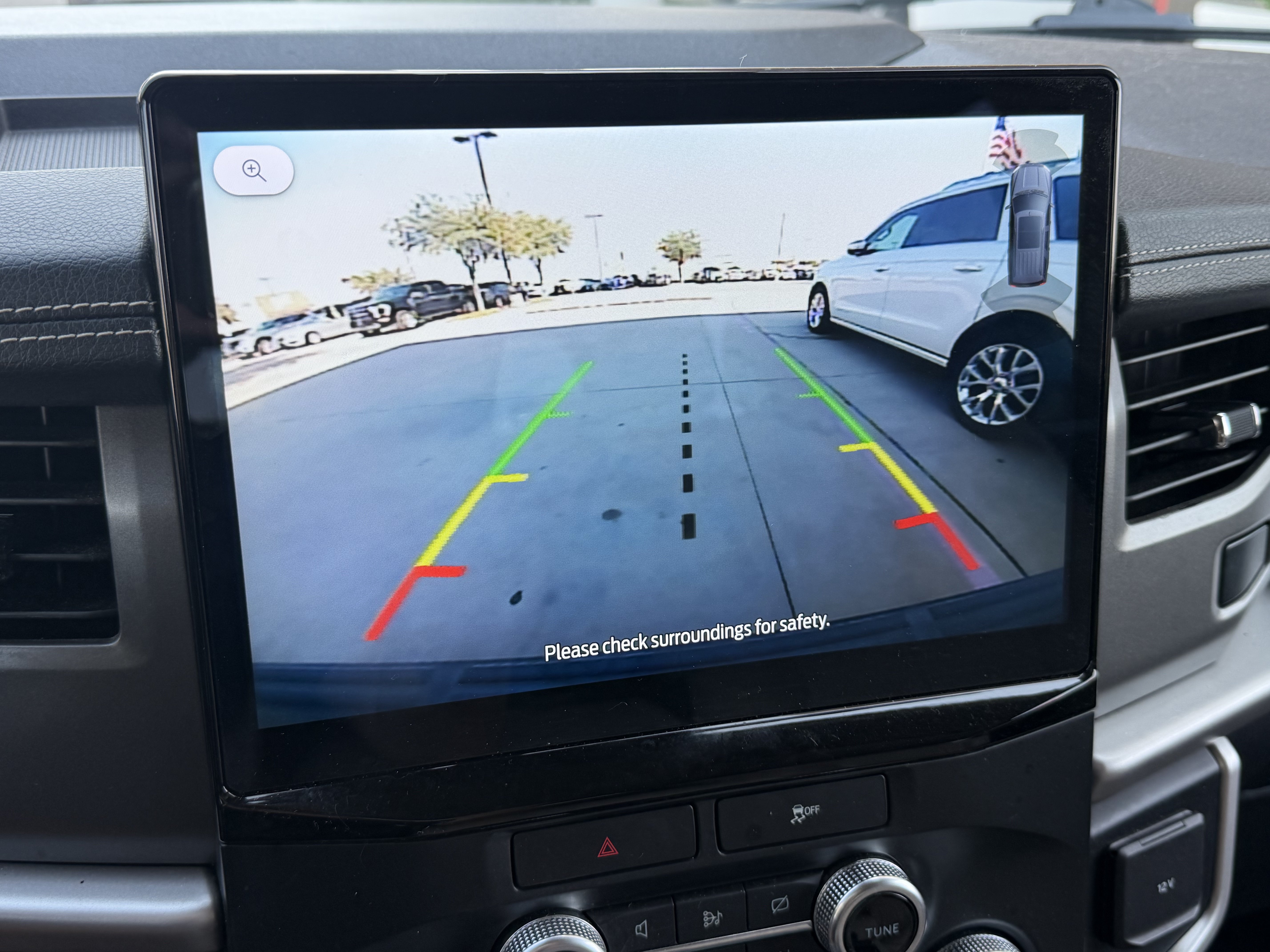 Used 2022 Ford Expedition XLT RWD image 12