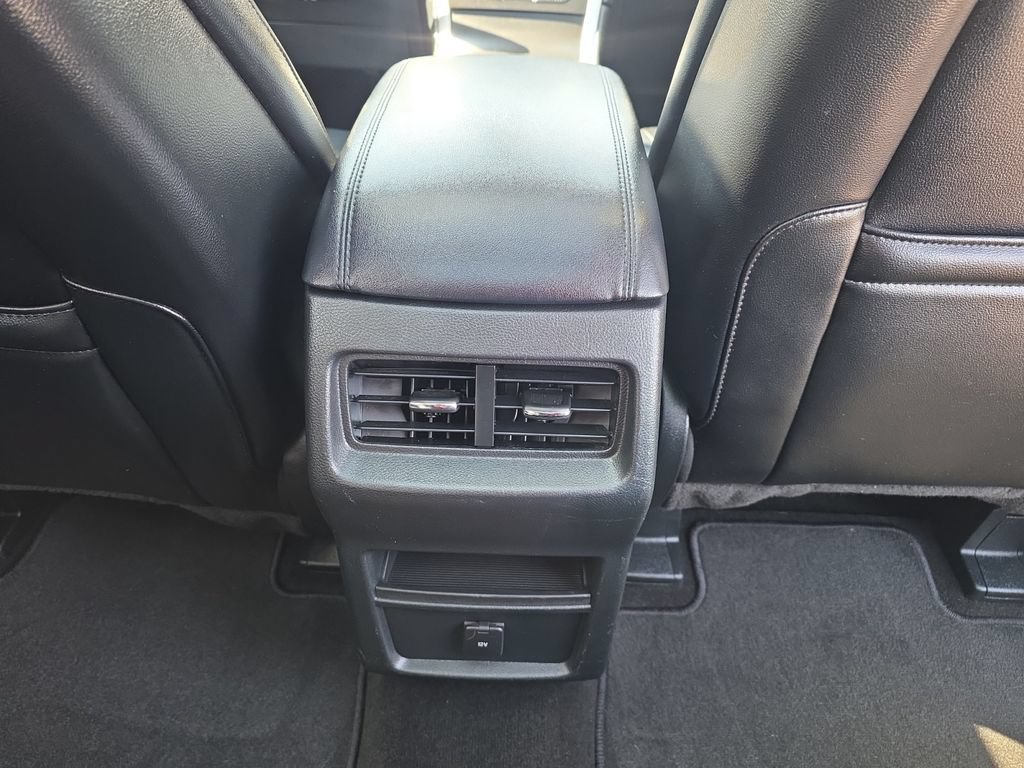 Used 2019 Ford Edge SEL w/ Equipment Group 201A AWD/4WD image 13
