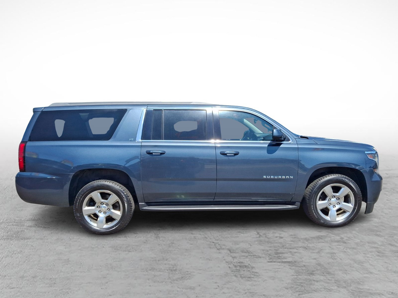 Used 2020 Chevrolet Suburban LT AWD/4WD image 7