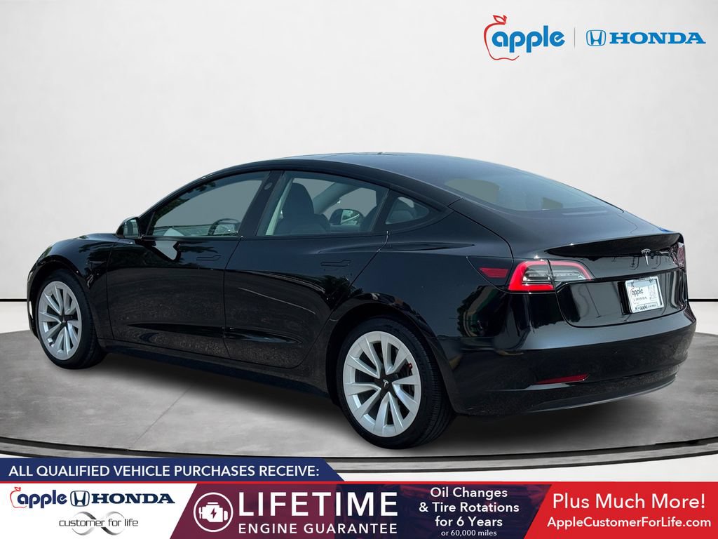 Used 2023 Tesla Model 3 Standard Range RWD image 4