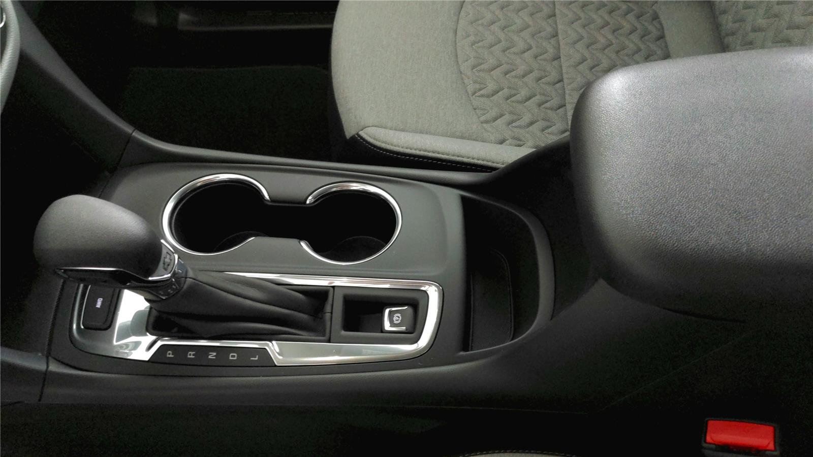 Used 2023 Chevrolet Equinox LS w/ Sport Edition AWD/4WD image 15