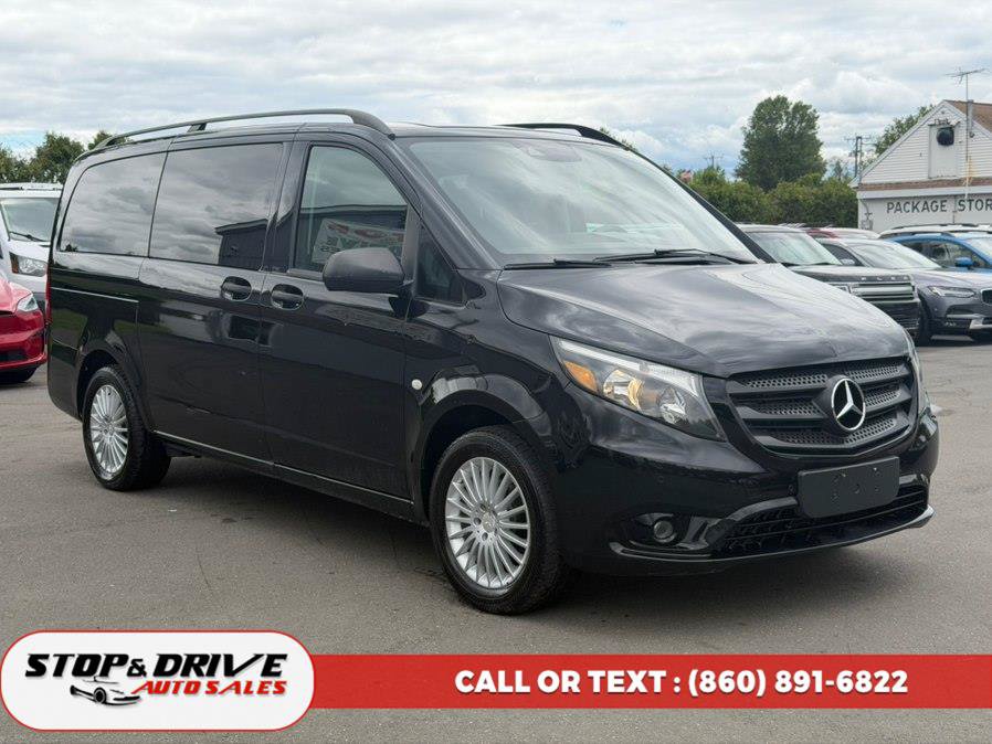 Used 2017 Mercedes-Benz Metris Passenger image 7
