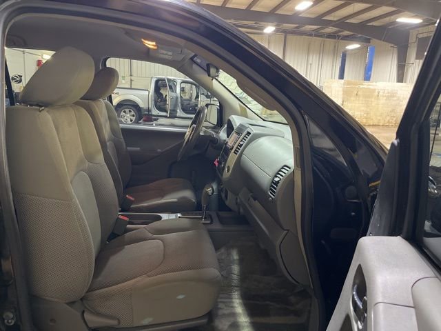 Used 2018 Nissan Frontier S image 24