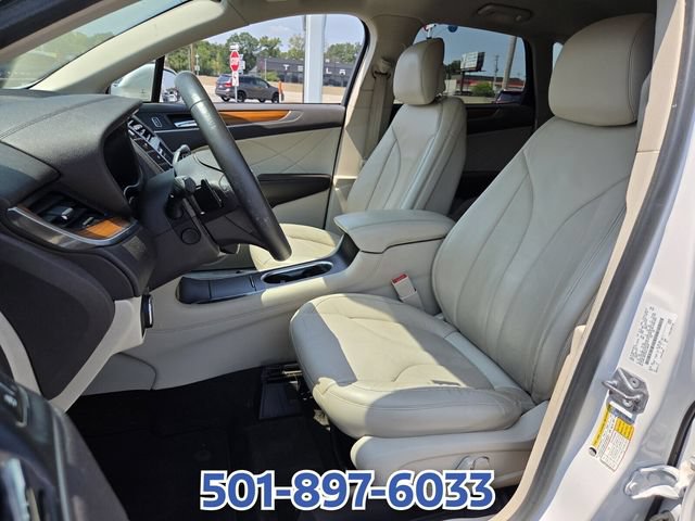 Certified 2019 Lincoln MKC Select w/ Select Plus Package FWD image 9