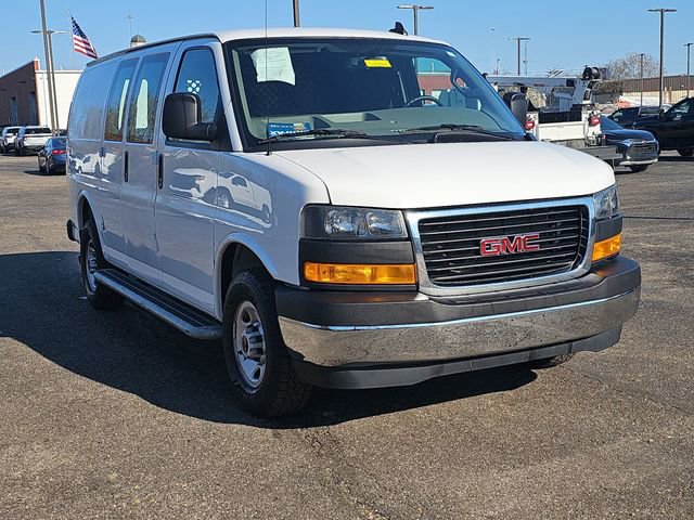 Used 2023 GMC Savana 2500 w/ Driver Convenience Package image 10