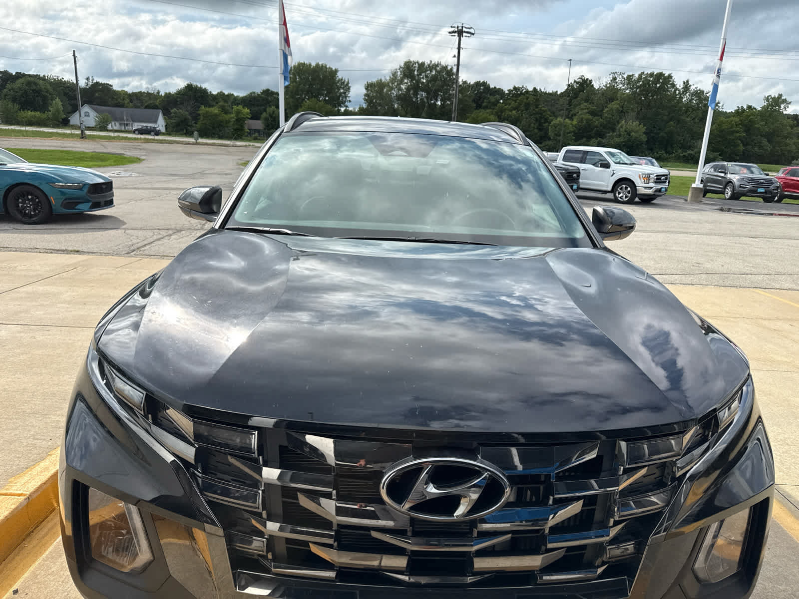 Used 2024 Hyundai Santa Cruz Night AWD/4WD image 3