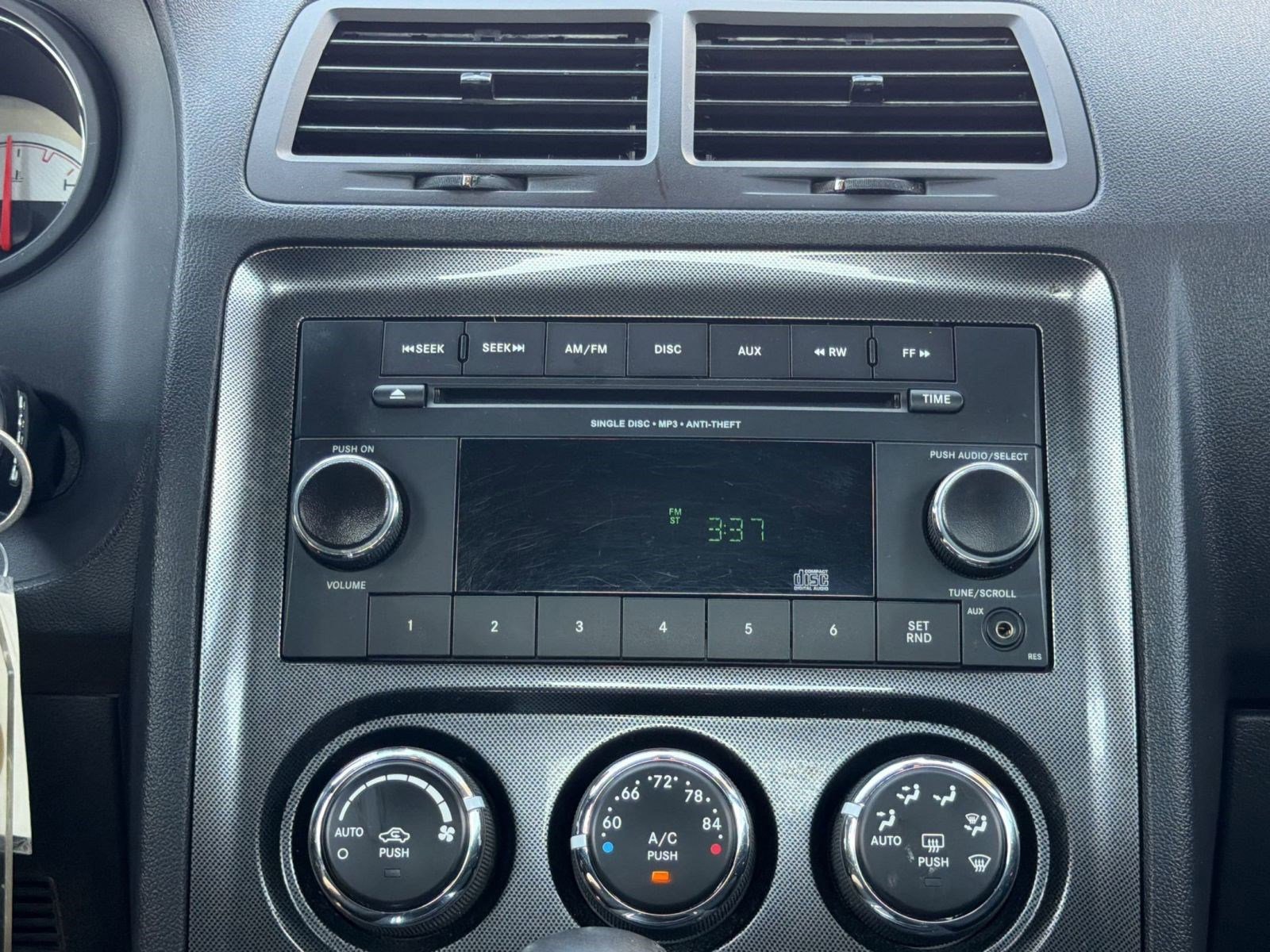 Used 2014 Dodge Challenger SXT RWD image 24