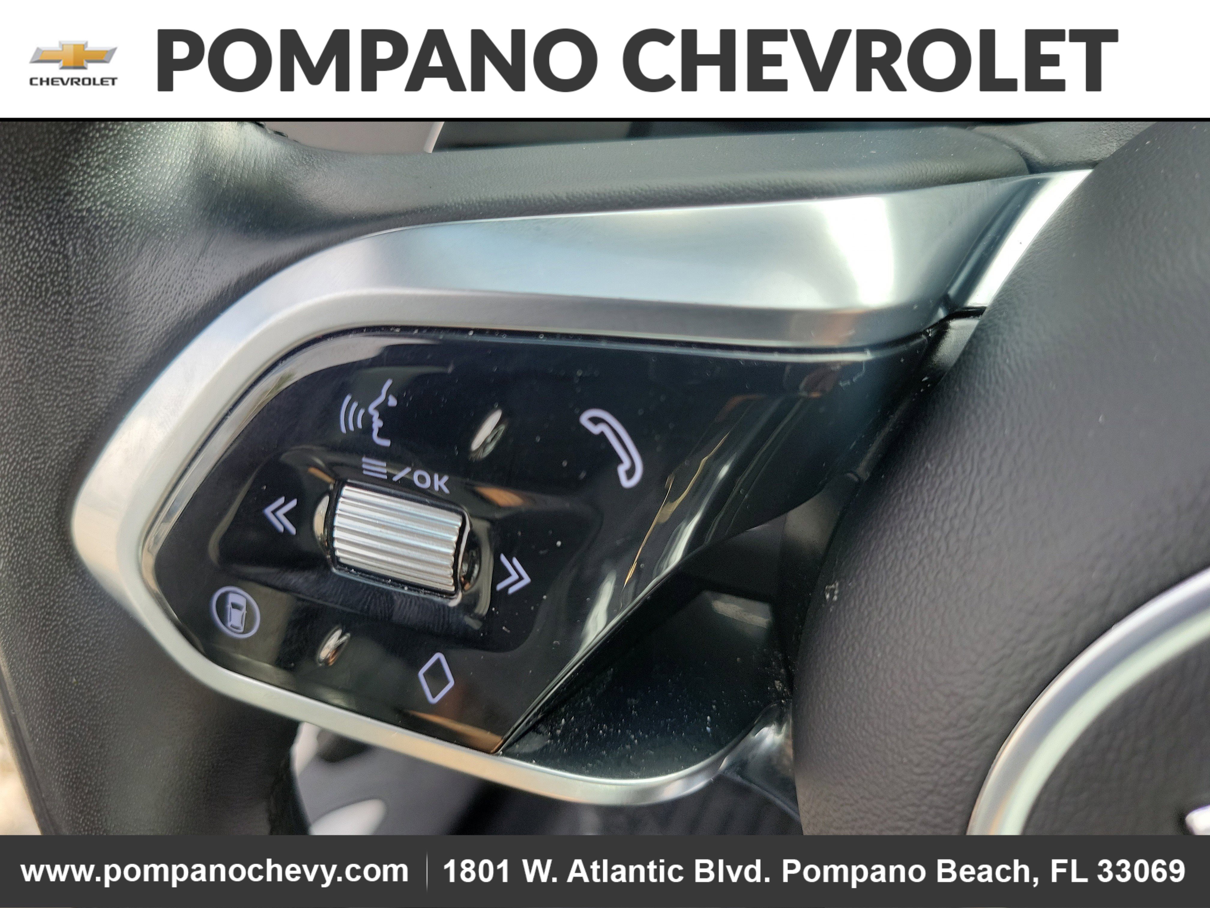 Used 2025 Jaguar F-PACE R-Dynamic S image 23