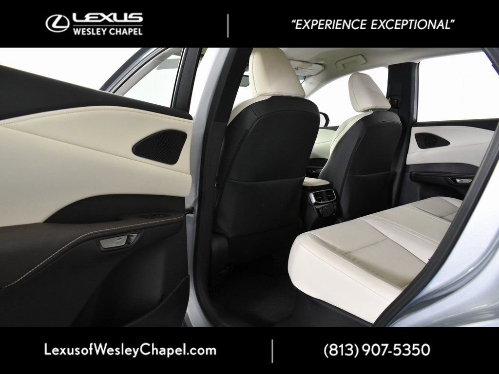 Used 2024 Lexus RX 350 FWD w/ Technology Package image 23
