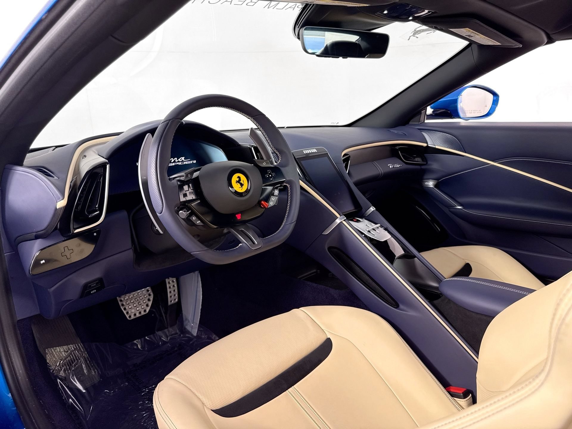 Certified 2025 Ferrari Roma Spider RWD image 20