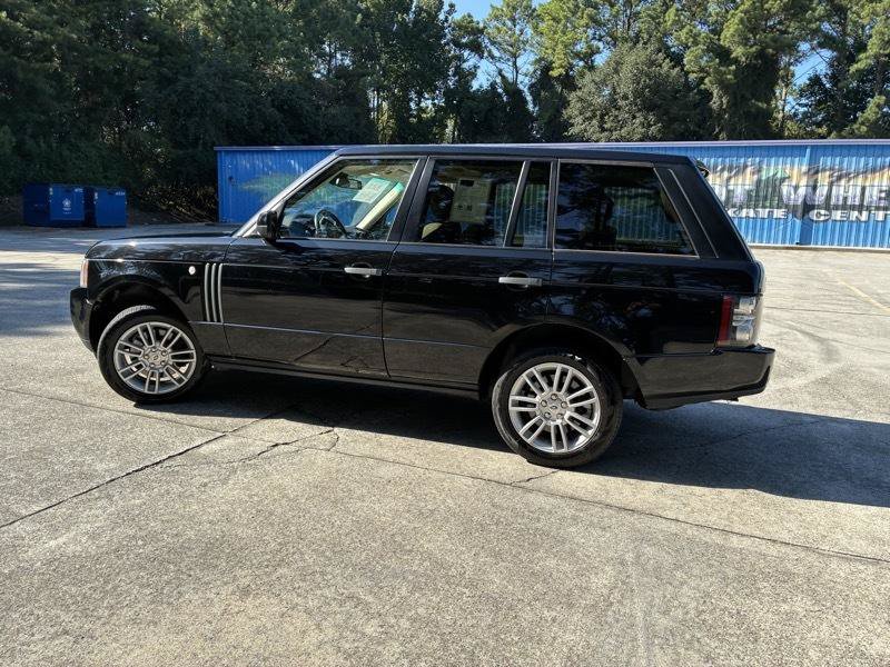 Used 2010 Land Rover Range Rover HSE AWD/4WD image 16