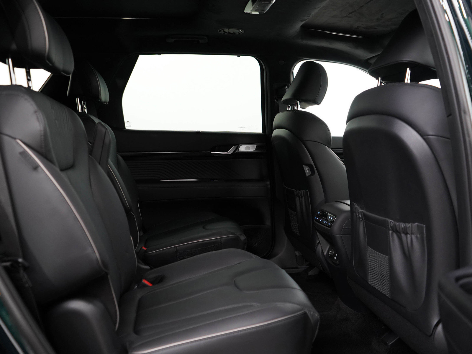 Used 2025 Hyundai Palisade Calligraphy image 12
