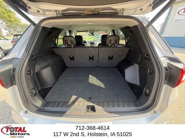 Used 2018 Chevrolet Equinox Premier AWD/4WD image 13