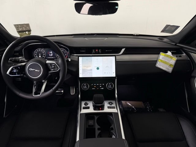 New 2024 Jaguar XF R-Dynamic SE AWD/4WD image 22