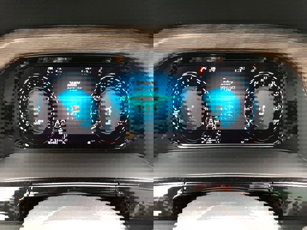 New 2025 Volkswagen Atlas SEL Premium R-Line image 21