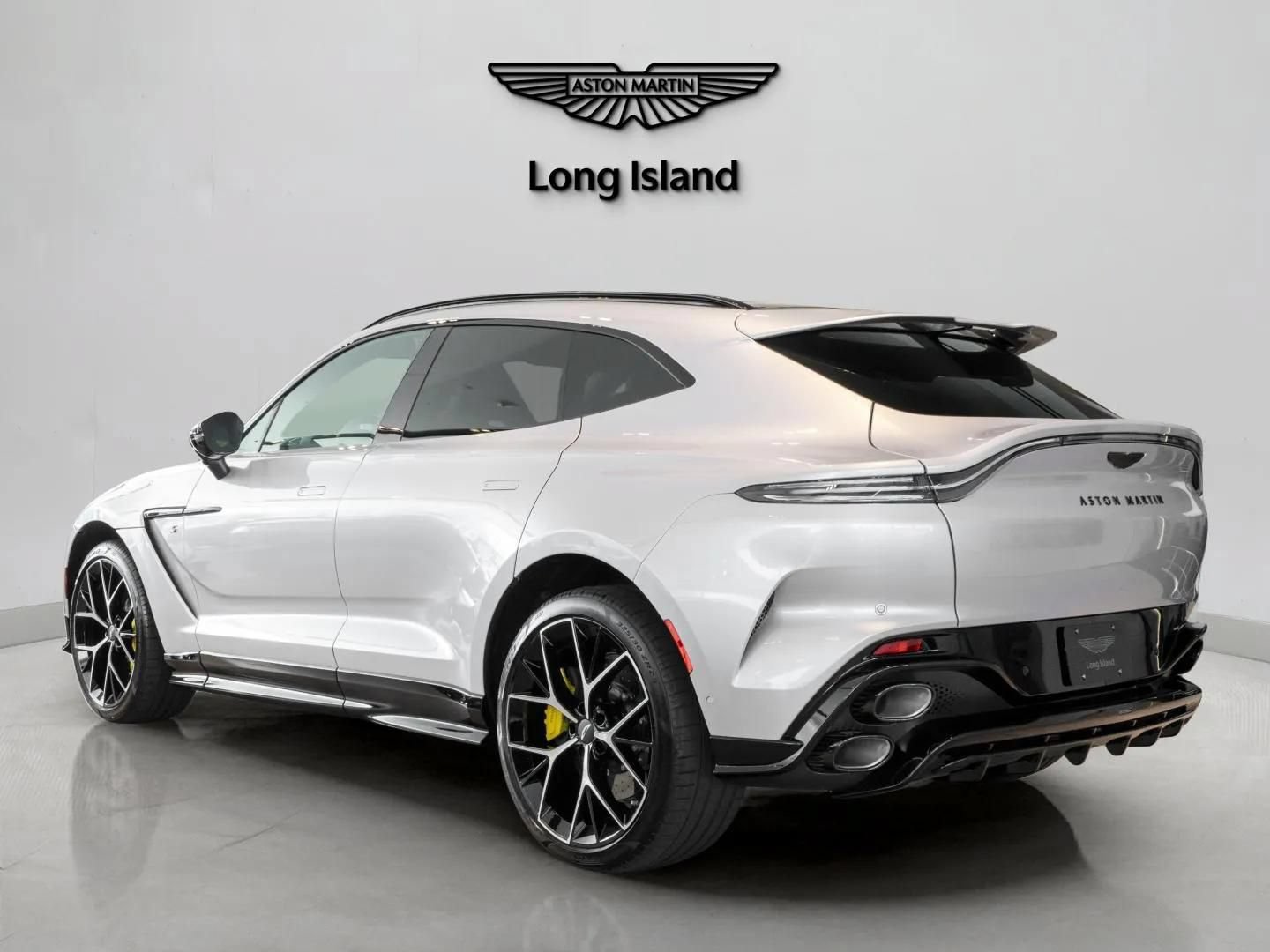 New 2026 Aston Martin DBX S AWD/4WD image 4