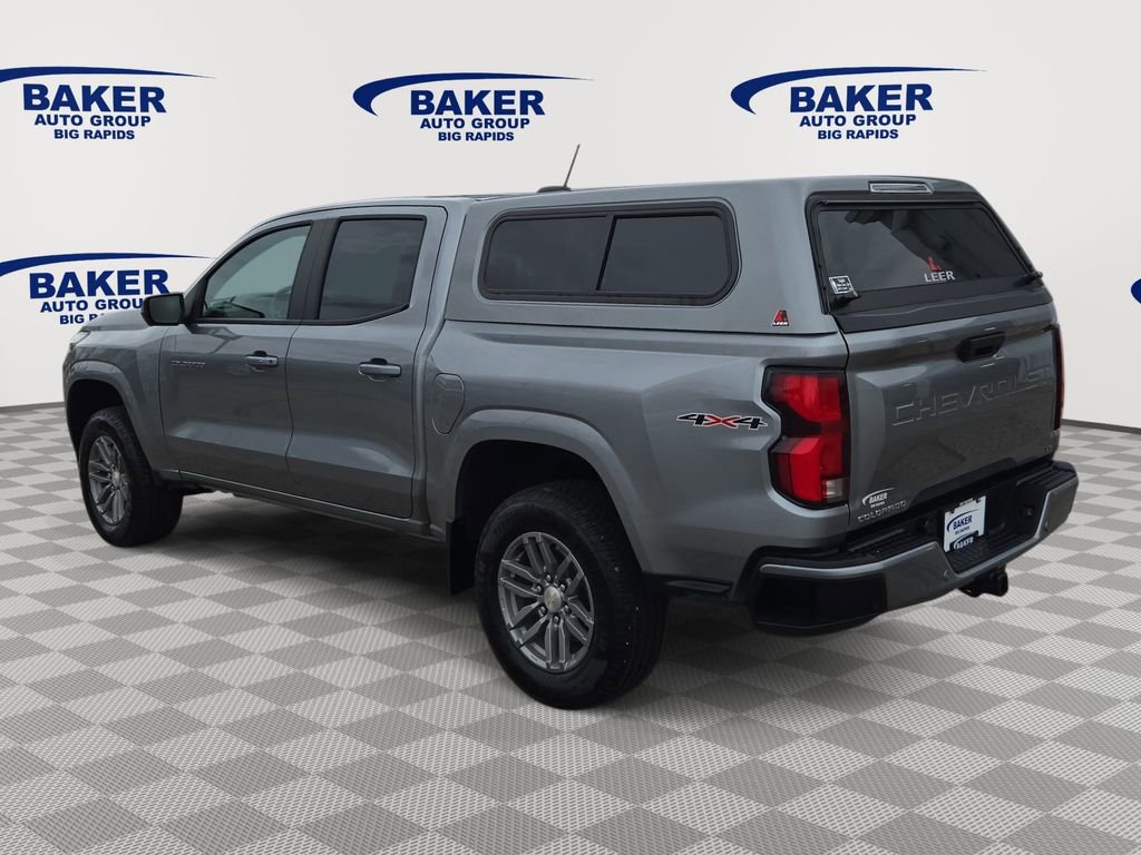 Used 2024 Chevrolet Colorado LT w/ LT Convenience Package III AWD/4WD image 4