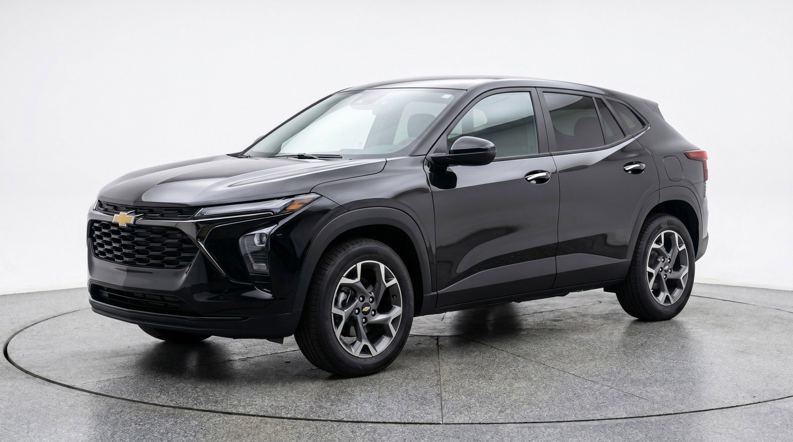 Used 2025 Chevrolet Trax LT FWD image 3