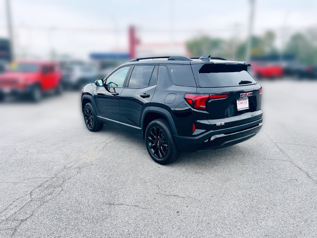 Used 2026 GMC Terrain Elevation w/ Black Edition FWD image 4