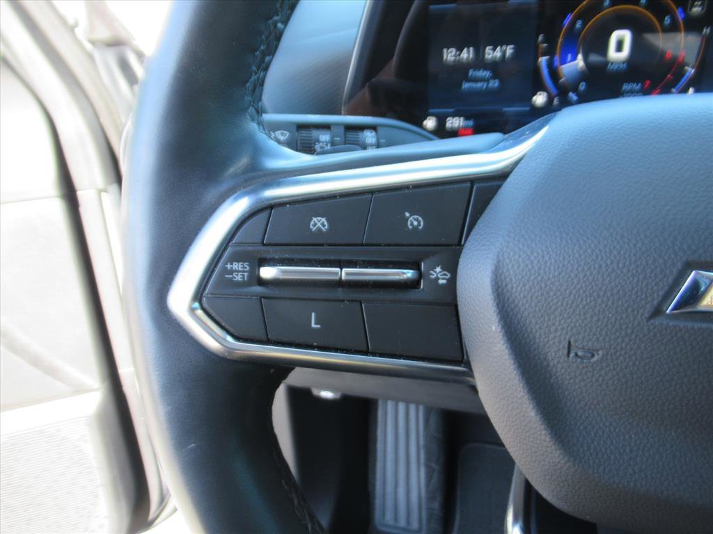 Used 2025 Chevrolet Equinox LT w/ Convenience Package II image 18