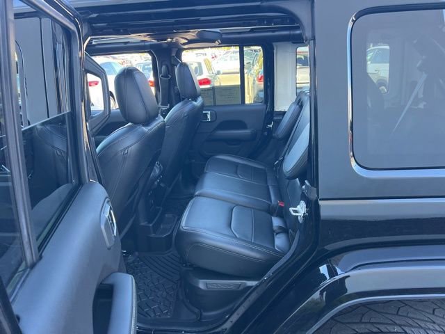 Used 2023 Jeep Wrangler Unlimited Sahara w/ Cold Weather Group image 39