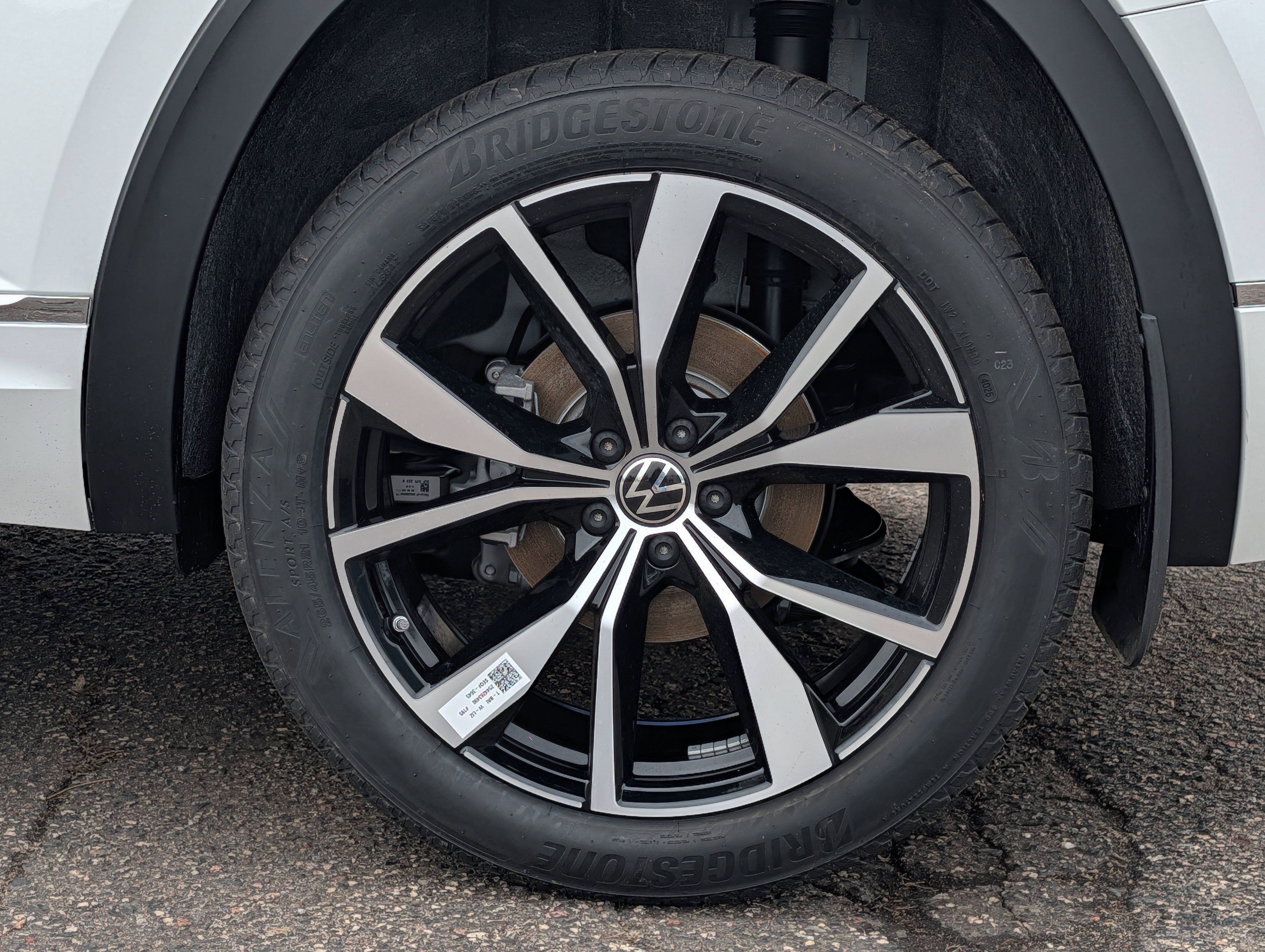 New 2026 Volkswagen Atlas SEL Premium R-Line video 2