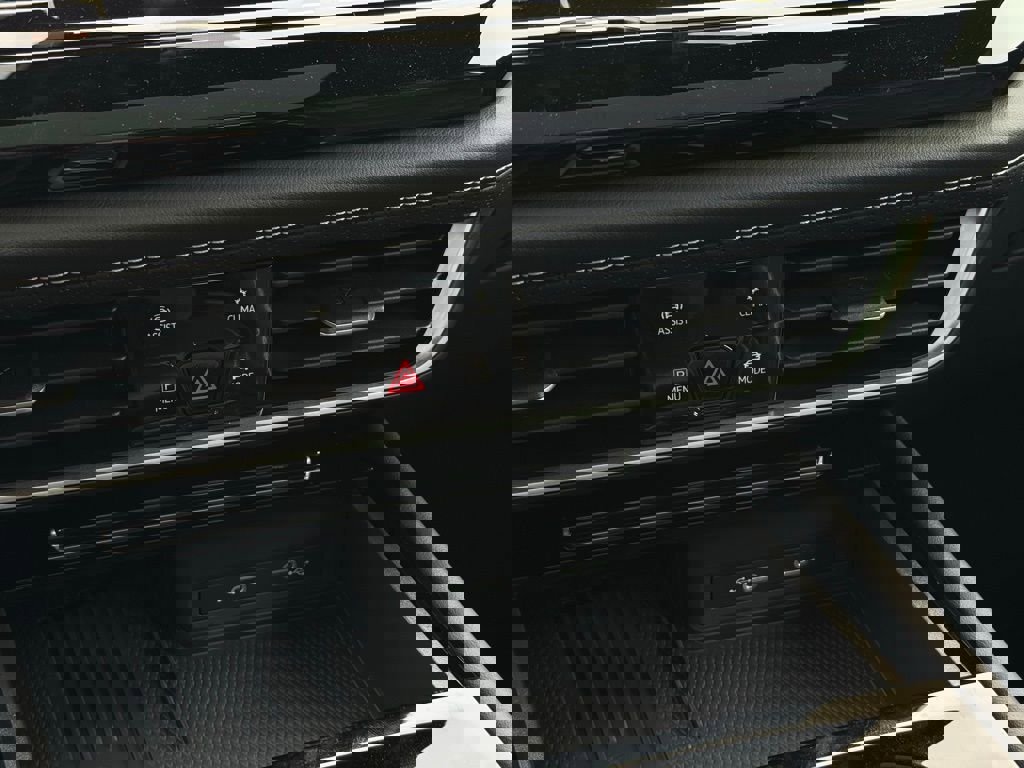 New 2026 Volkswagen Atlas Cross Sport SEL Premium R-Line image 33