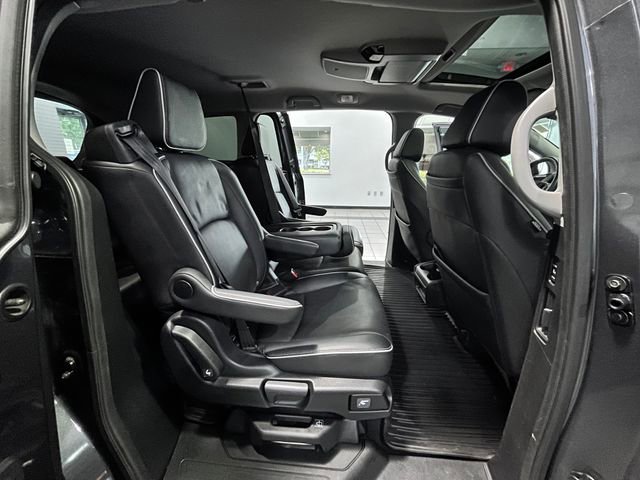 Used 2024 Honda Odyssey Elite image 14