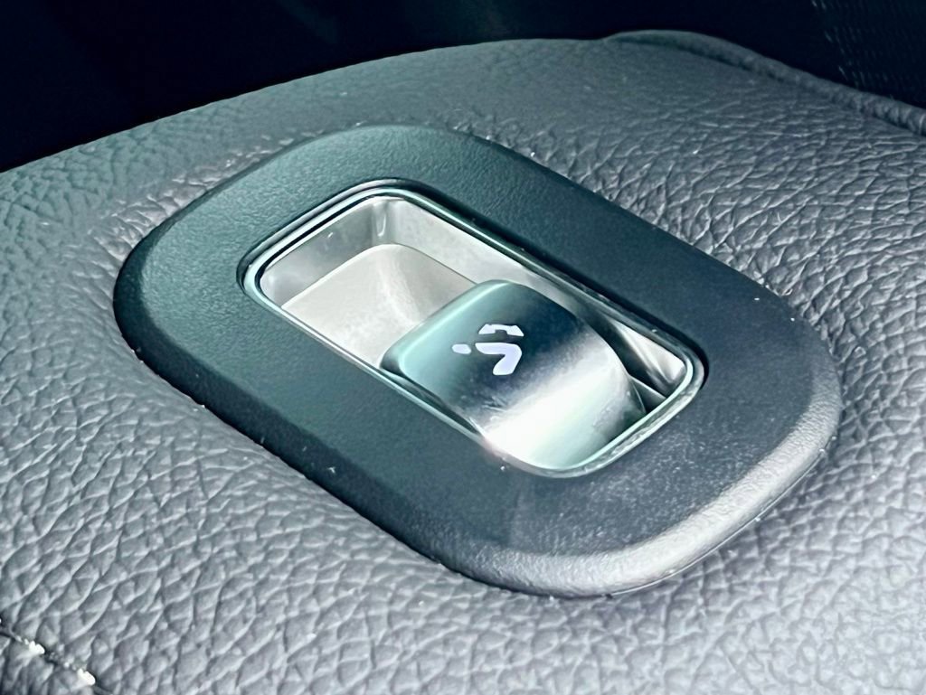 Certified 2026 Mercedes-Benz GLS 450 4MATIC image 58