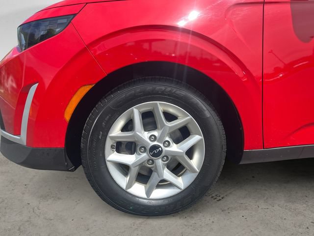 Used 2023 Kia Soul LX w/ LX Technology Package FWD image 14