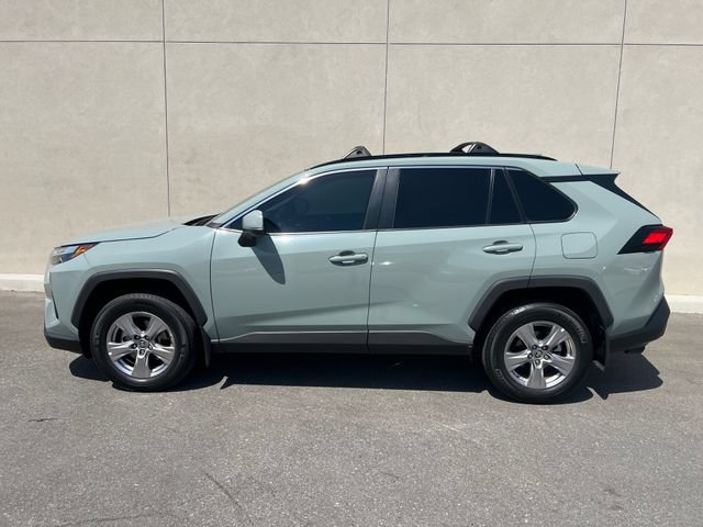 Used 2022 Toyota RAV4 XLE w/ Convenience Package AWD/4WD image 4