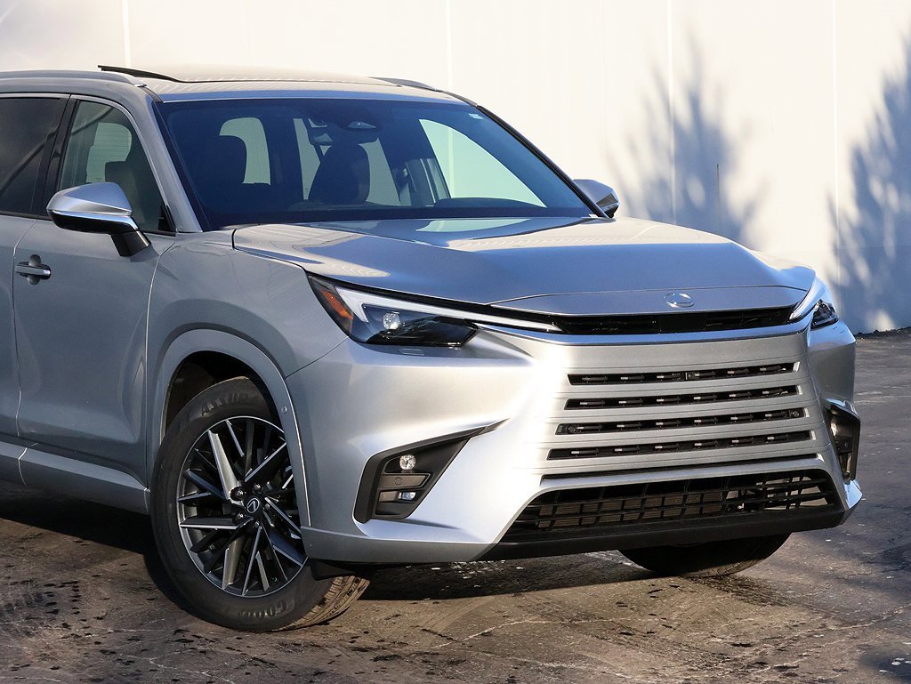 New 2026 Lexus TX 350 AWD image 2