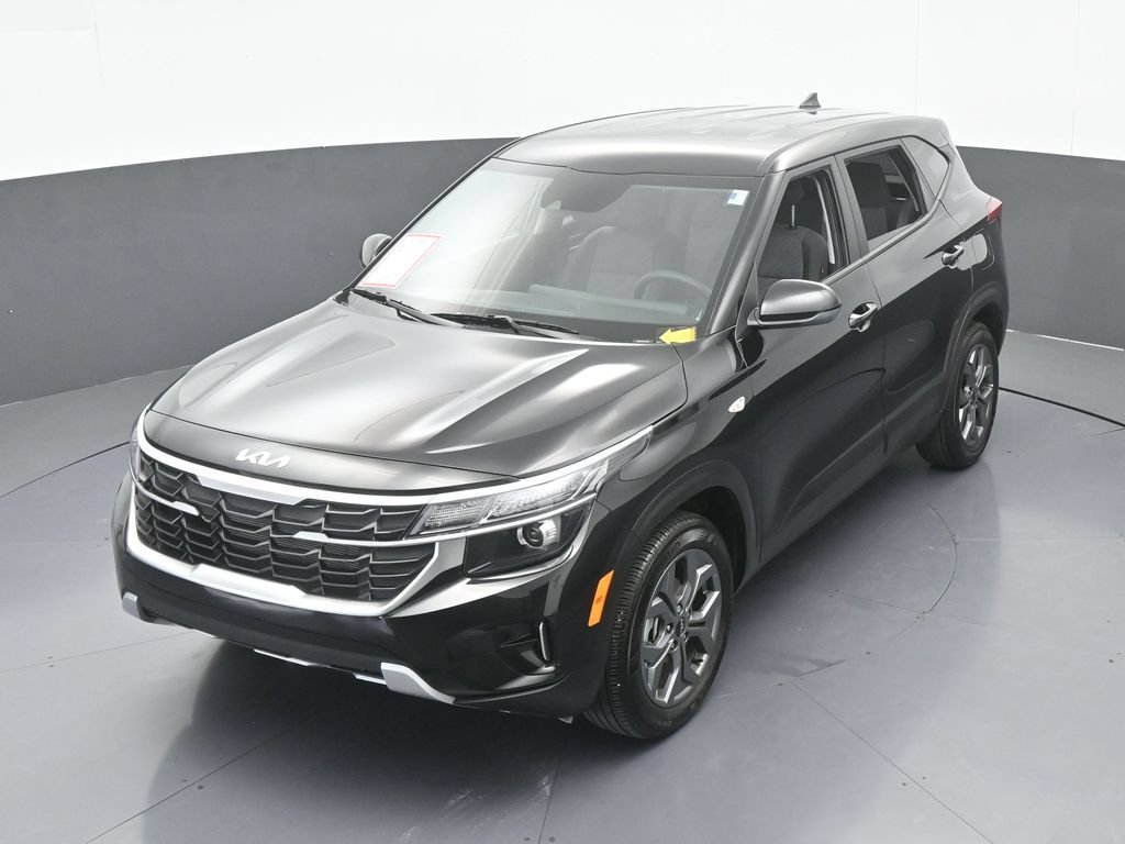 Used 2026 Kia Seltos LX FWD image 46
