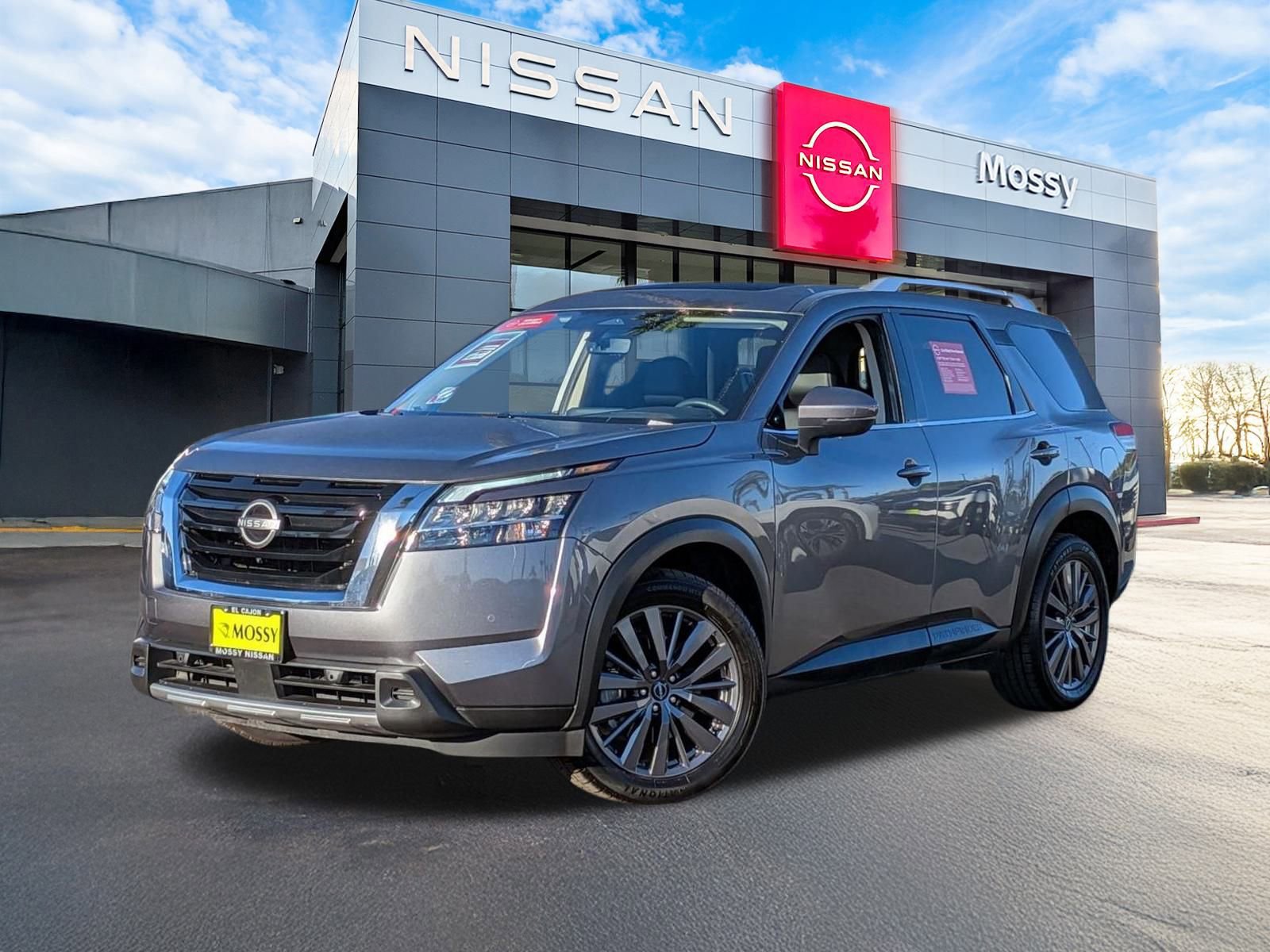Certified 2024 Nissan Pathfinder SL w/ SL Premium Package