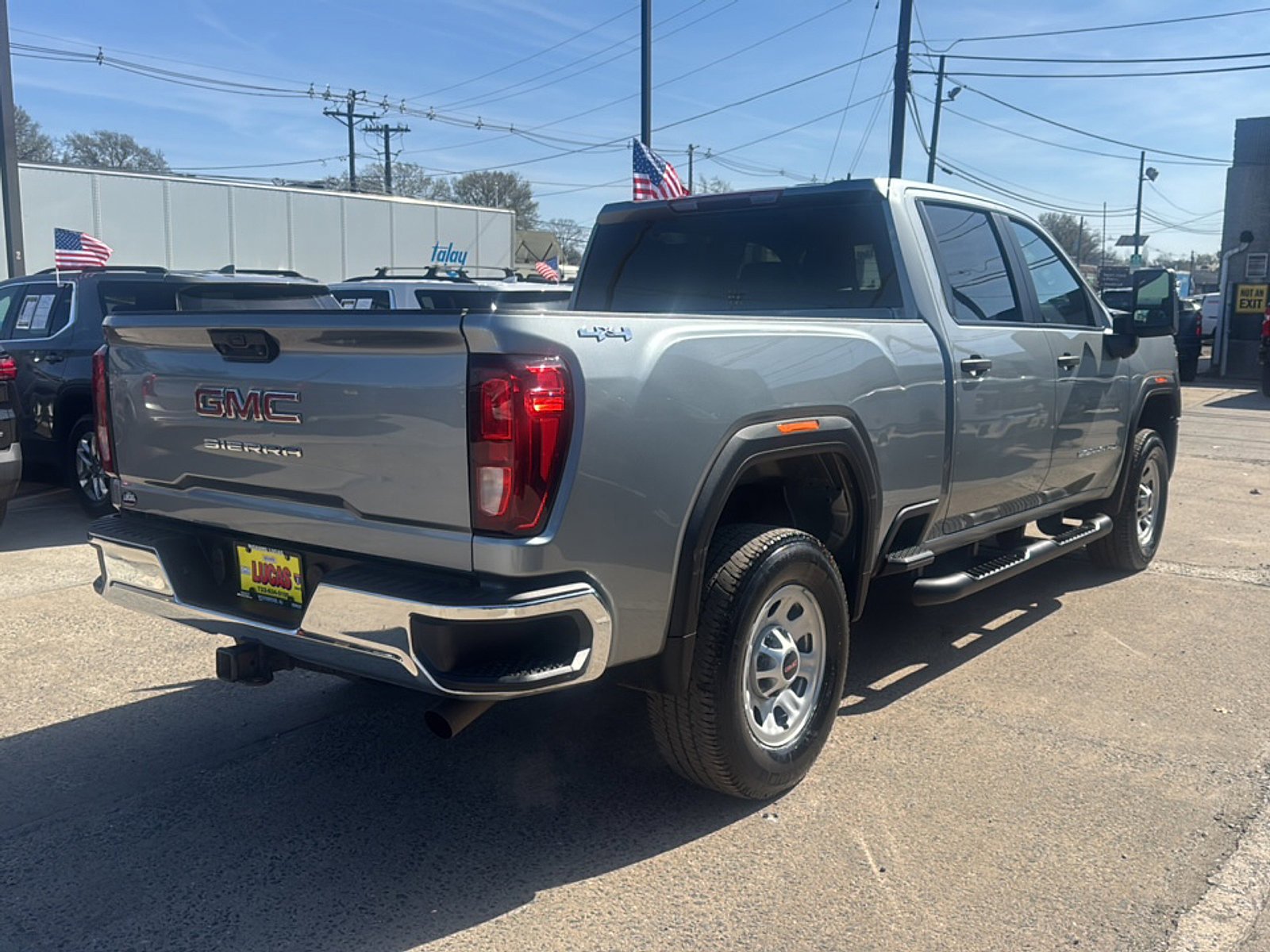 Used 2024 GMC Sierra 2500 Pro w/ Convenience Package AWD/4WD image 5