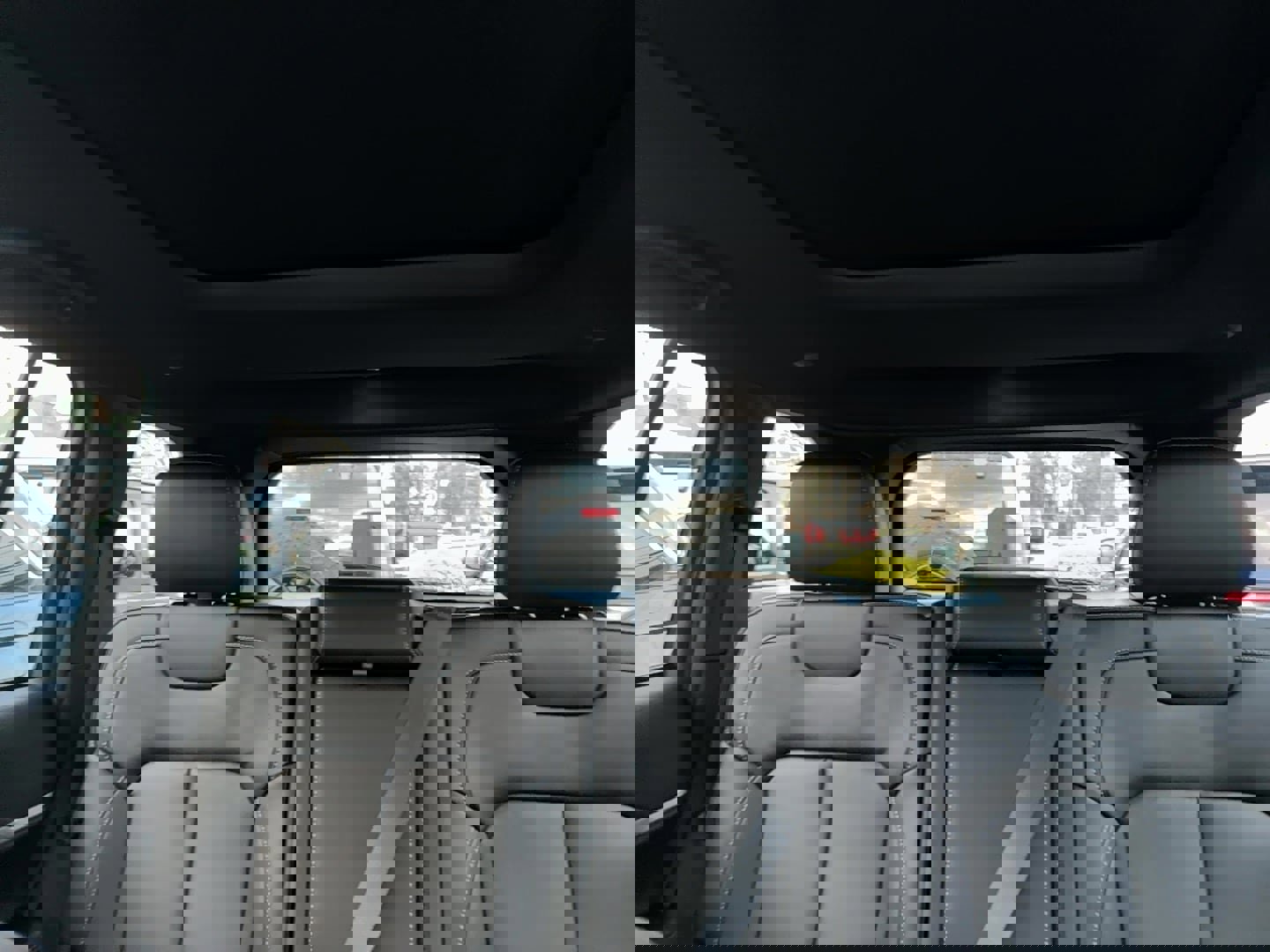 New 2025 Jeep Grand Cherokee Limited image 9