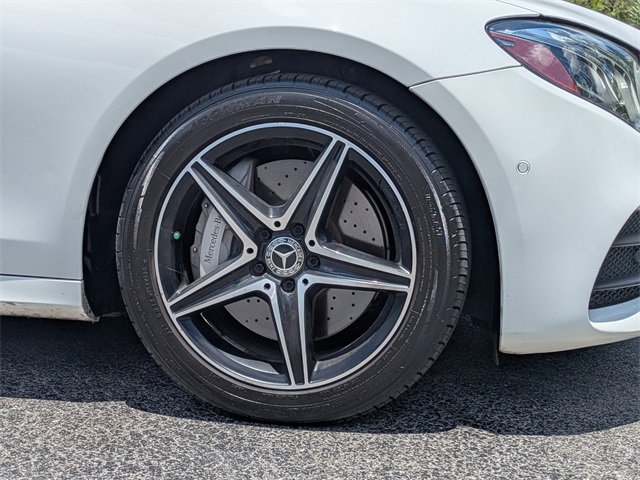 Used 2018 Mercedes-Benz E 400 4MATIC Sedan image 12