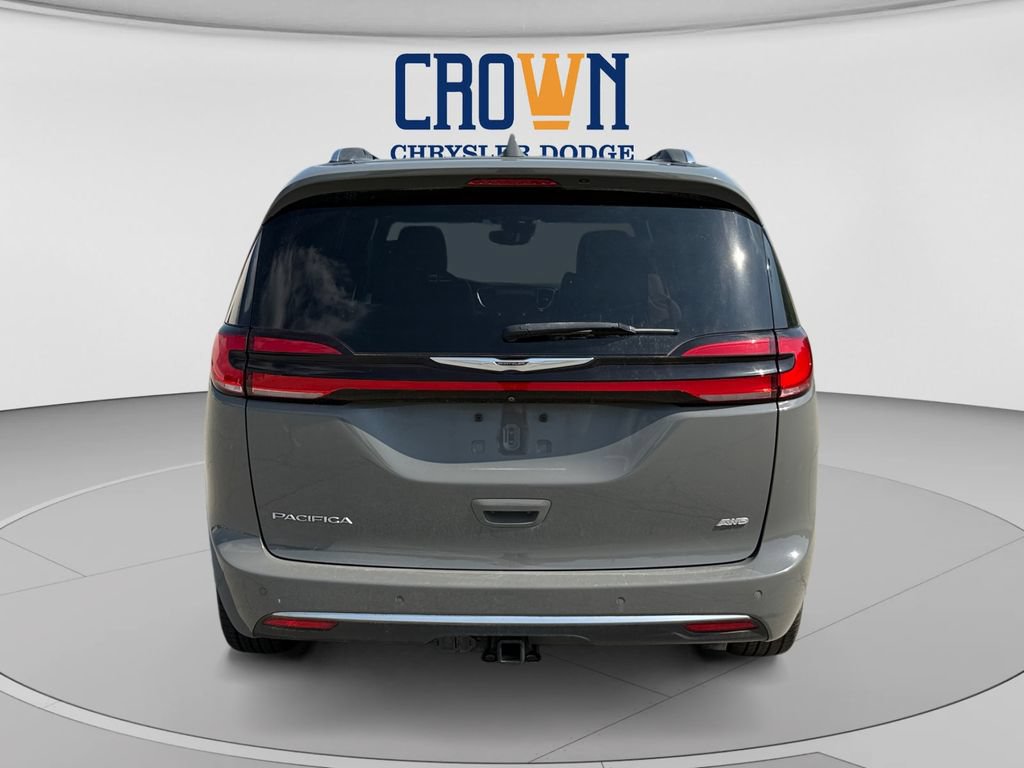 Used 2022 Chrysler Pacifica Pinnacle AWD/4WD image 4