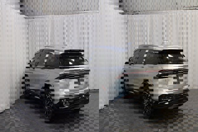 New 2026 Lincoln Nautilus Premier w/ Equipment Group 102A image 54