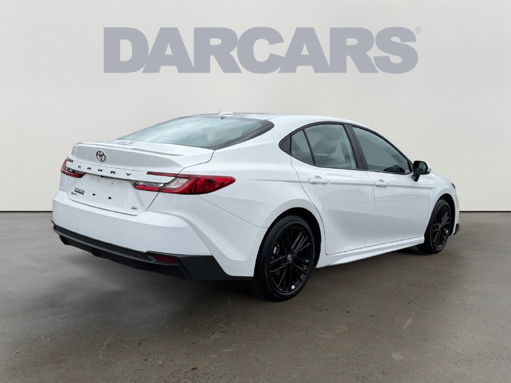 Used 2026 Toyota Camry SE w/ Convenience Package FWD image 6