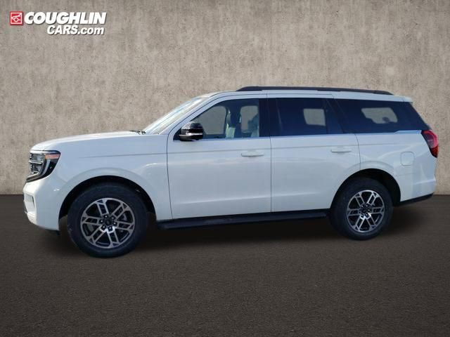 New 2026 Ford Expedition Active image 5
