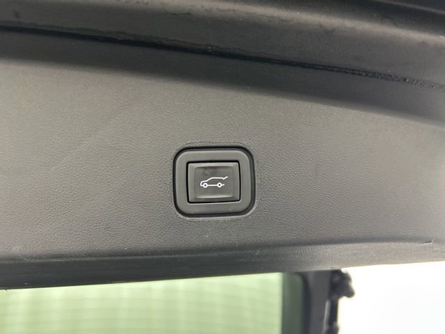 Used 2024 Cadillac Lyriq Luxury image 34