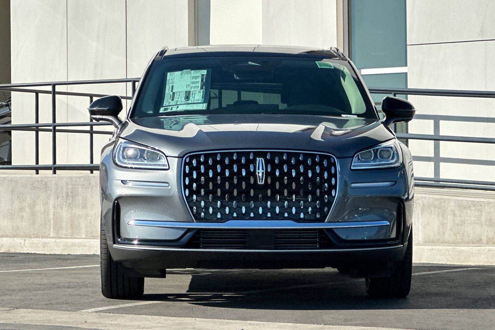 New 2025 Lincoln Corsair Reserve image 8