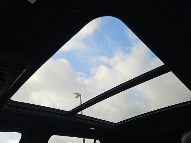 Certified 2023 Chevrolet Tahoe Z71 w/ Z71 Off-Road Package AWD/4WD image 19