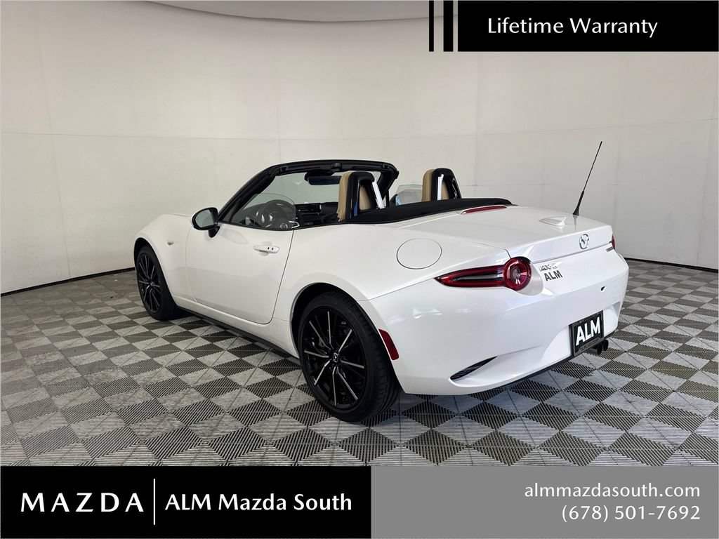 New 2026 MAZDA MX-5 Miata Grand Touring RWD image 8