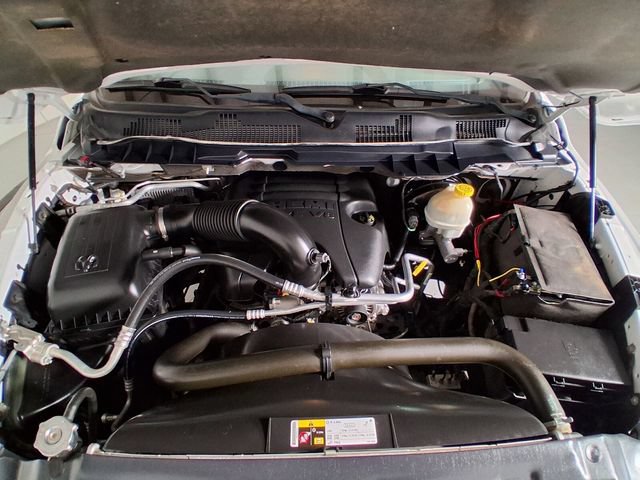 Used 2014 RAM 1500 Express RWD image 17