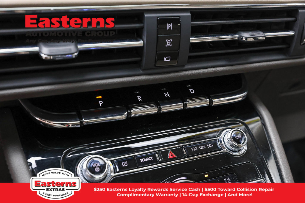 Used 2022 Lincoln Corsair FWD w/ Premium Package image 14