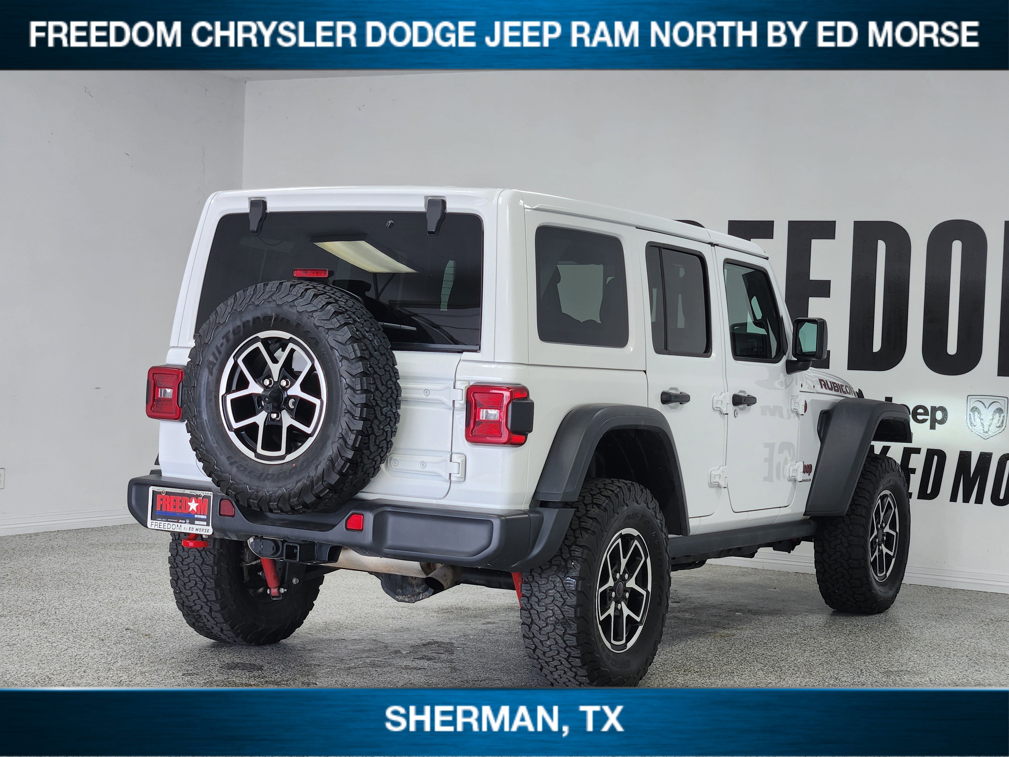 Used 2025 Jeep Wrangler Unlimited Rubicon image 4