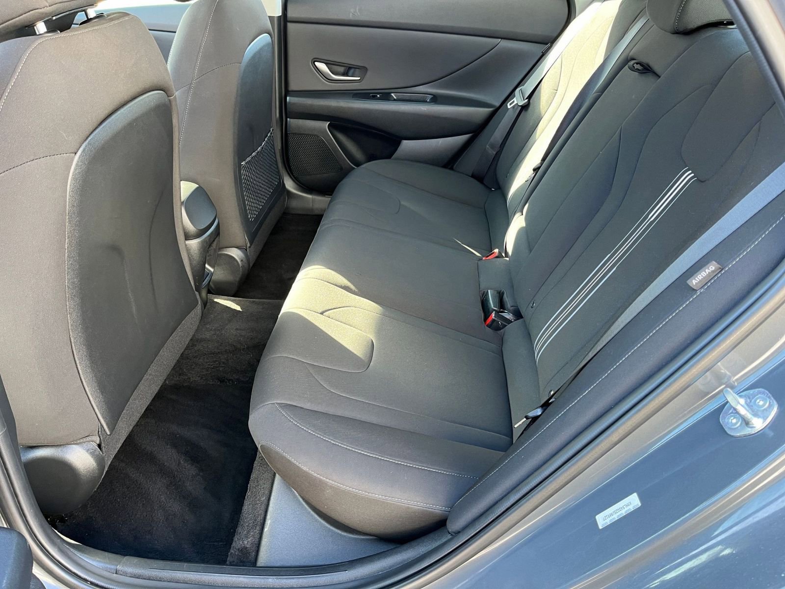 Used 2025 Hyundai Elantra SEL image 22