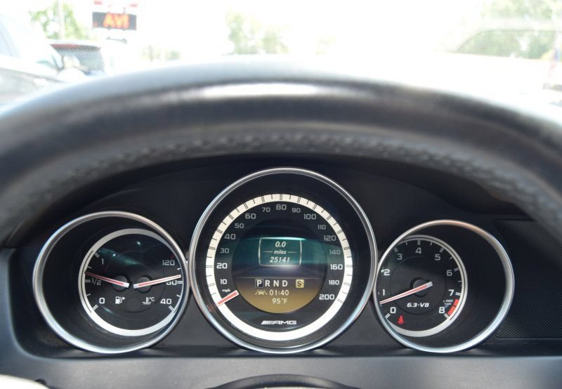 Used 2012 Mercedes-Benz C 63 AMG Coupe image 26